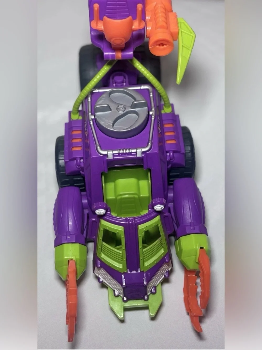 Imaginext DC Super Friends Joker Scorpion Battle Vehicle with Joker Figure